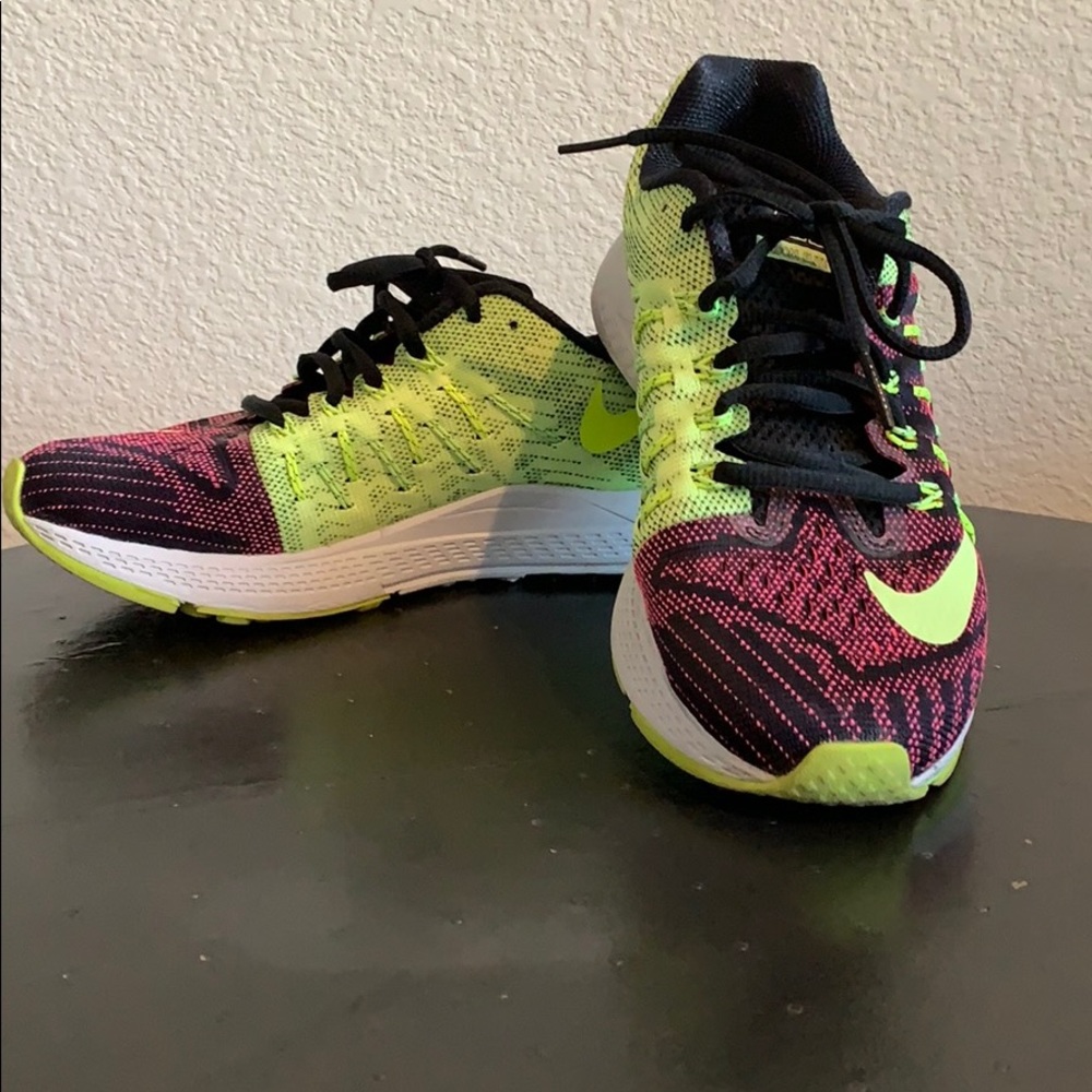 NIke air zoom running sneaker